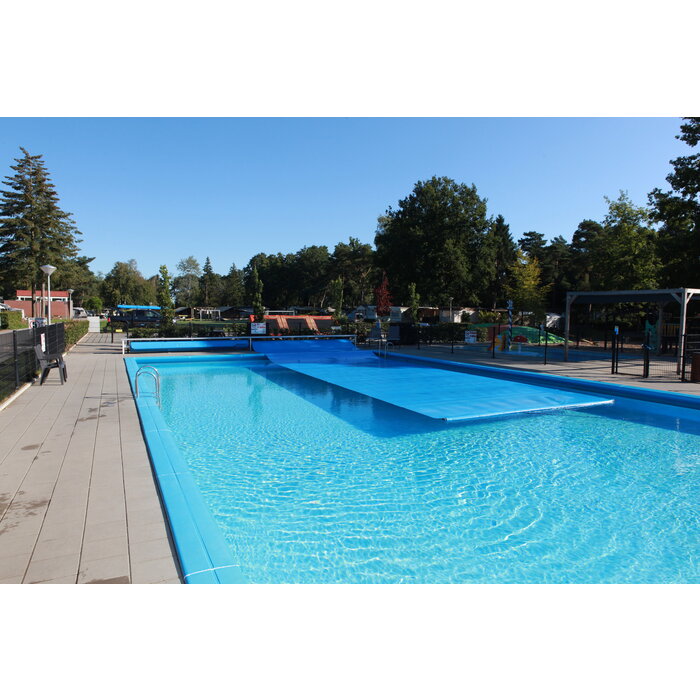 Blue poolcovers Oprolsysteem BP-D electric met Bank, prijs op aanvraag.