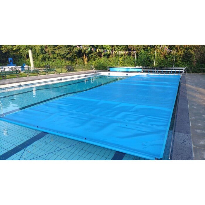 Blue poolcovers Oprolsysteem BP-D electric met Bank, prijs op aanvraag.