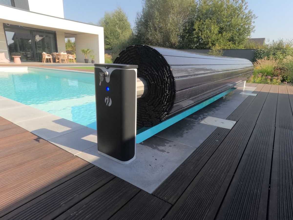 Blue poolcovers Electrisch DESIGN oprolsysteem BP-L voor lamellen, volautomatisch