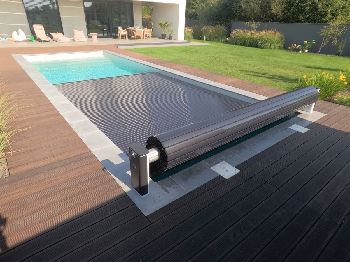 Blue poolcovers Electrisch DESIGN oprolsysteem BP-L voor lamellen, volautomatisch