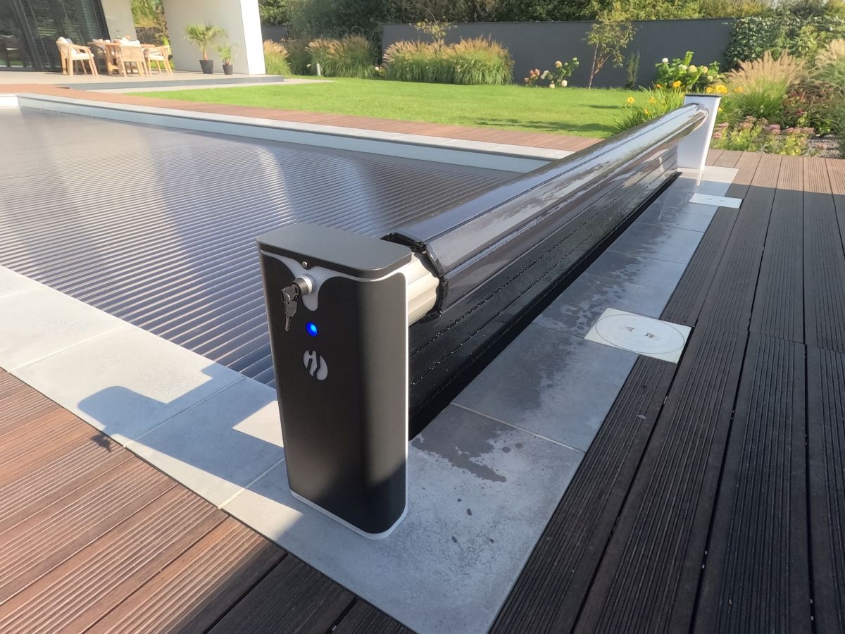 Blue poolcovers Electrisch DESIGN oprolsysteem BP-L voor lamellen, volautomatisch