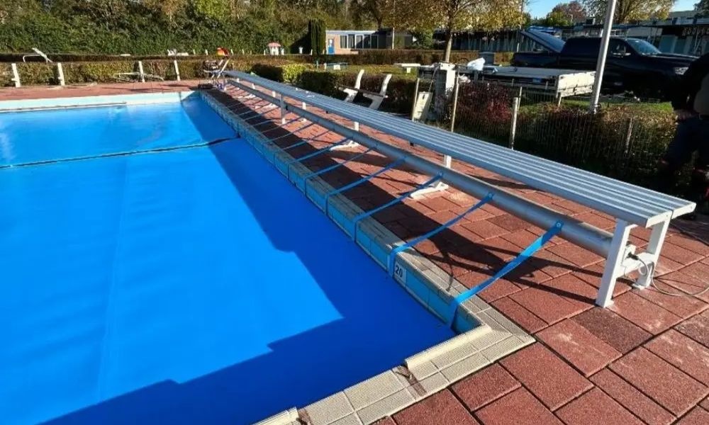 Installatie Blue Poolcovers