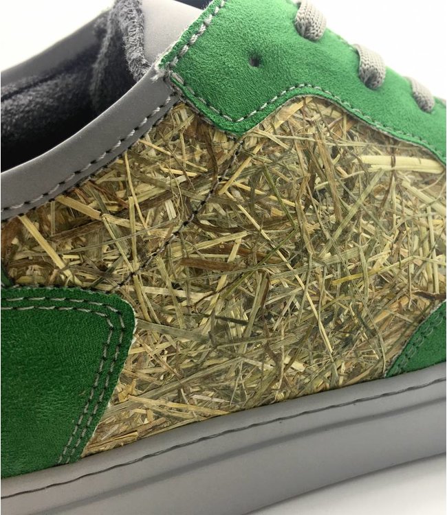 Nat-2 Hayfield | Vegan grass-sneakers made from the Bavarian meadows