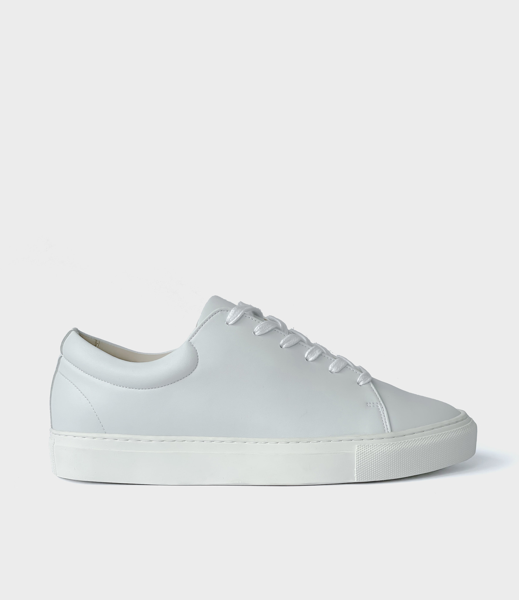 Sydney Brown Sneaker Low - White | Sustainable vegan sneakers - Sneaky ...
