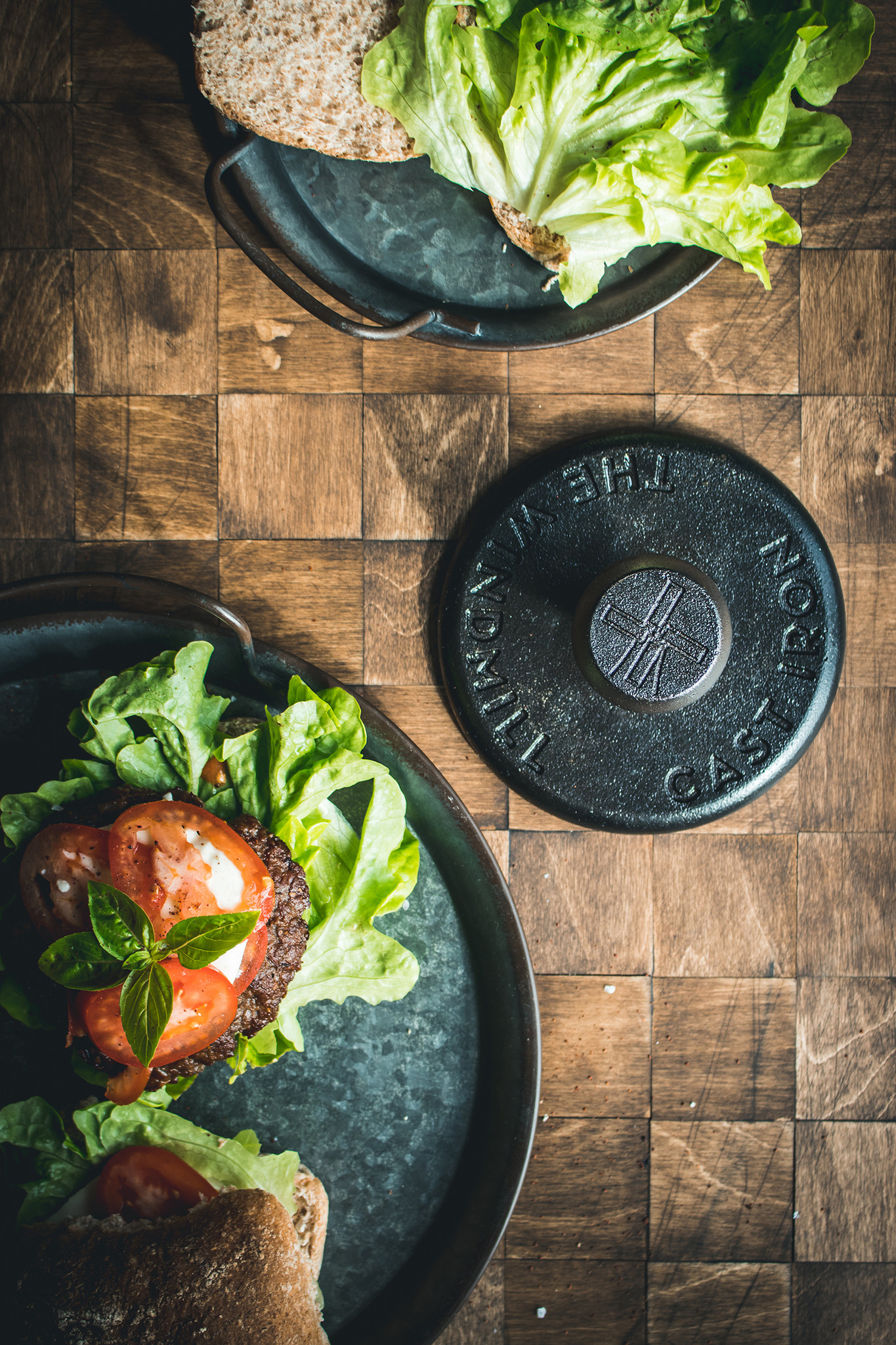 The Windmill Cast Iron Smashburger Hamburgerpresse