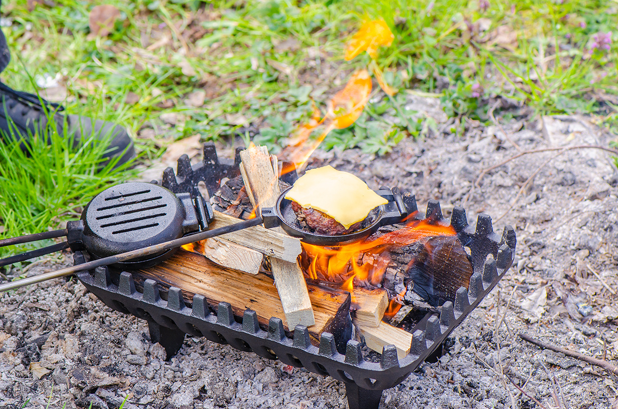 Recept: Pie Iron Kampvuurburger 