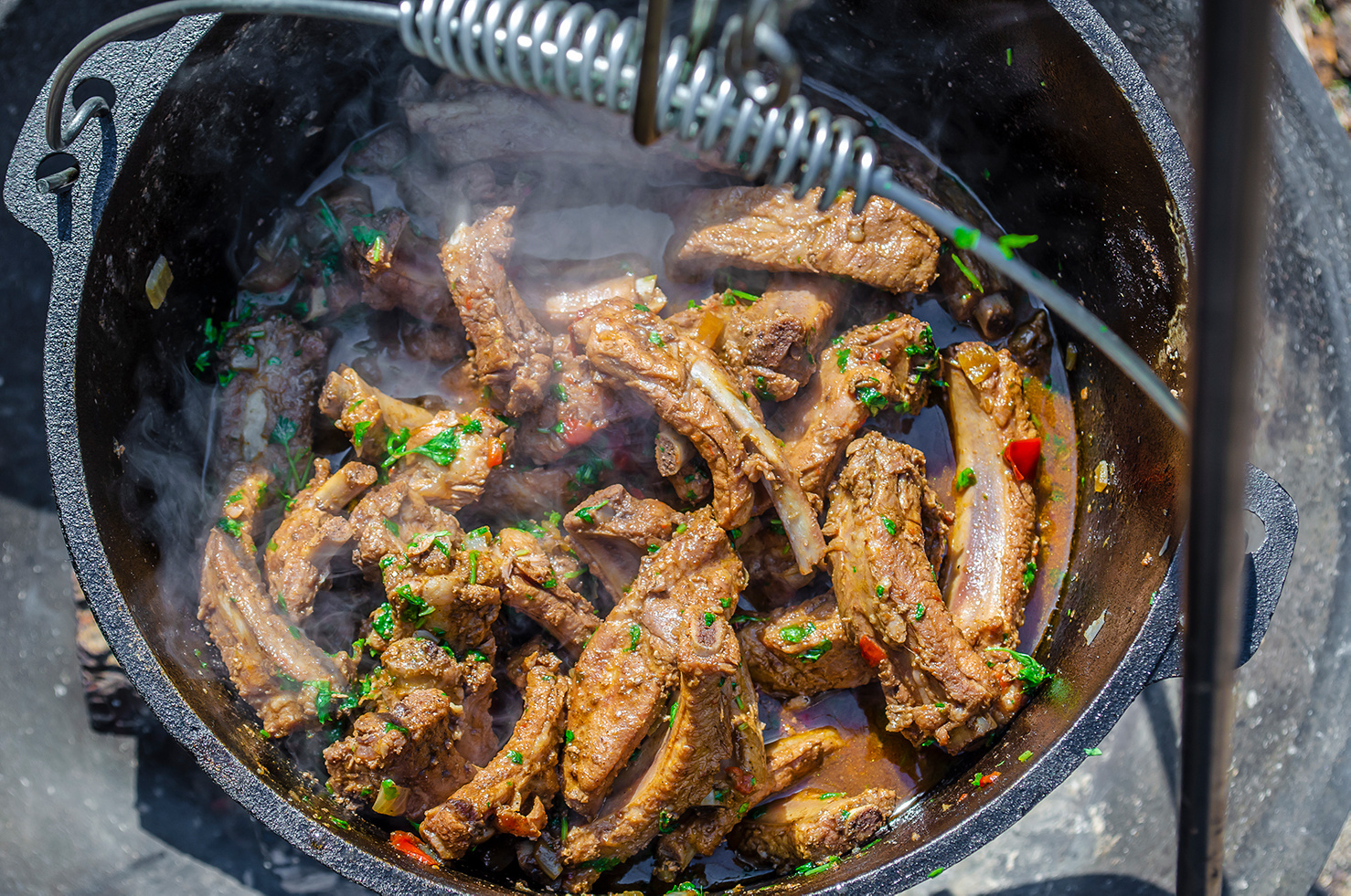 Blog Rezept Spareribs aus dem Dutch Oven The Windmill Cast Iron