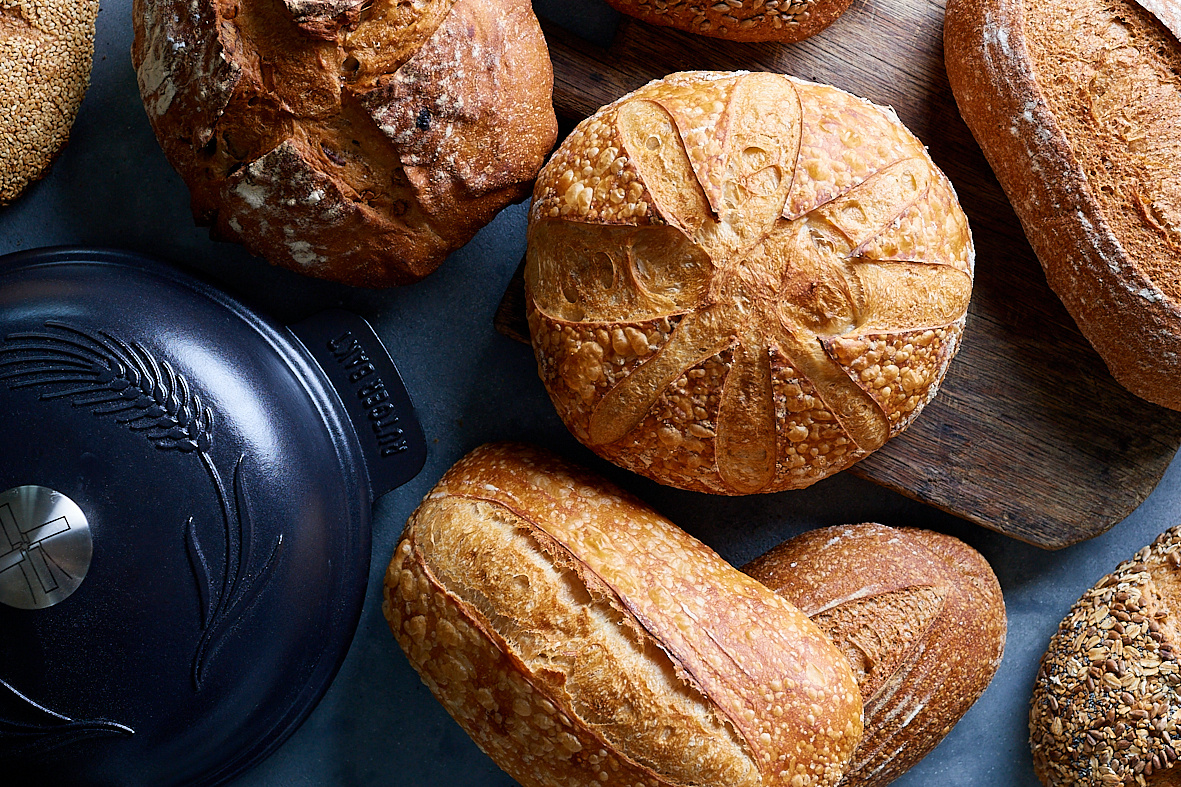 The Windmill geëmailleerde broodbakbol