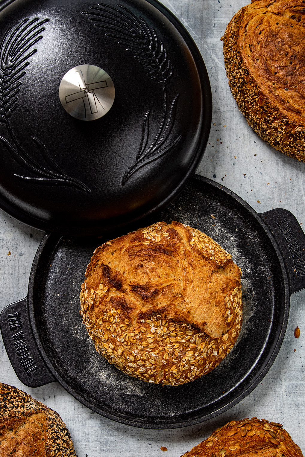 Der Broodbakbol im BBQ