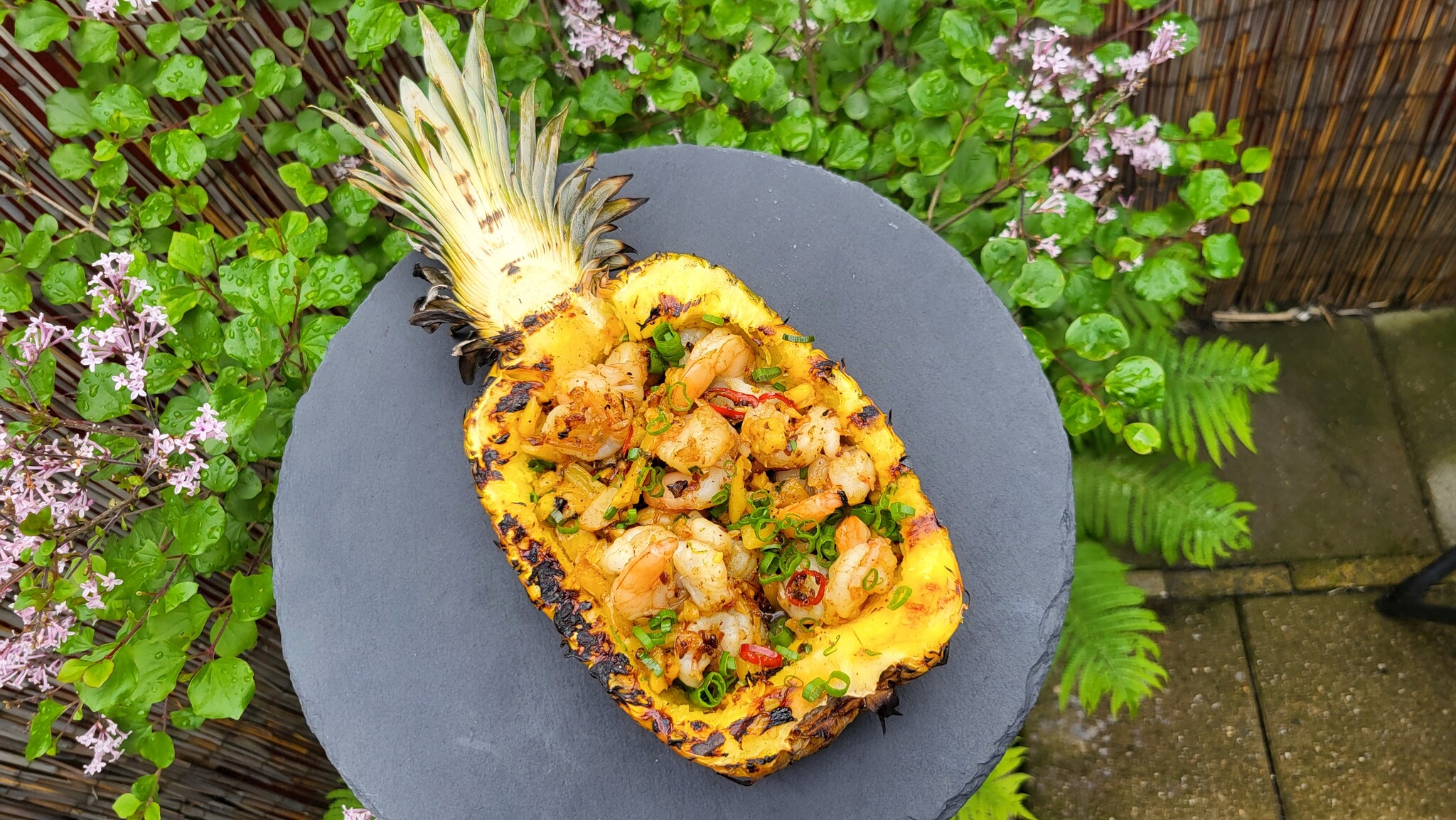 Rezept: Tropische Ananas-Garnelen-Bowl