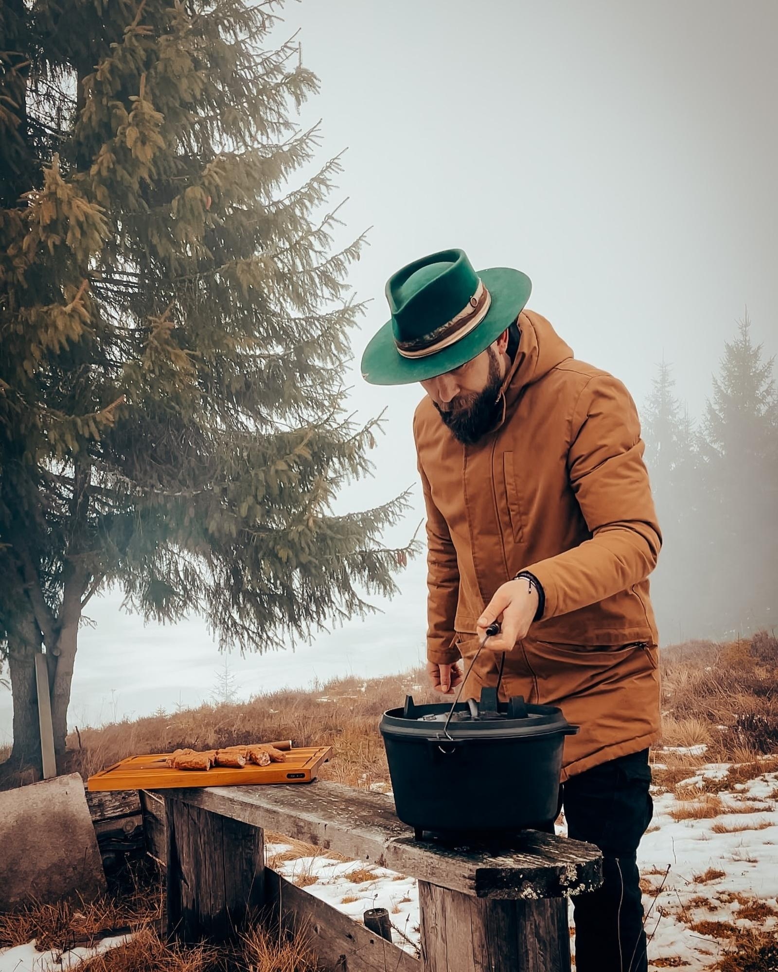Veluwe-Jäger-Eintopf: Ein Authentisches Erlebnis mit The Windmill Cast Iron