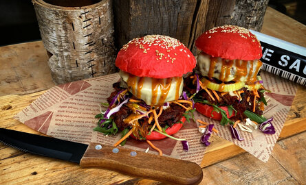 Neue Geschmacksexplosionen bei The Windmill: DrieksBBQ & Der Grillende Fliesenleger