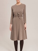 Kleid mit Bindegürtel | Hellbraun