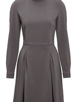 Pleated dress with stand up collar | Grey