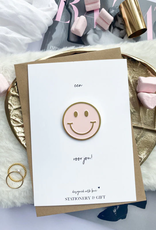 Pin "Happy Face voor jou" roze (incl envelop)