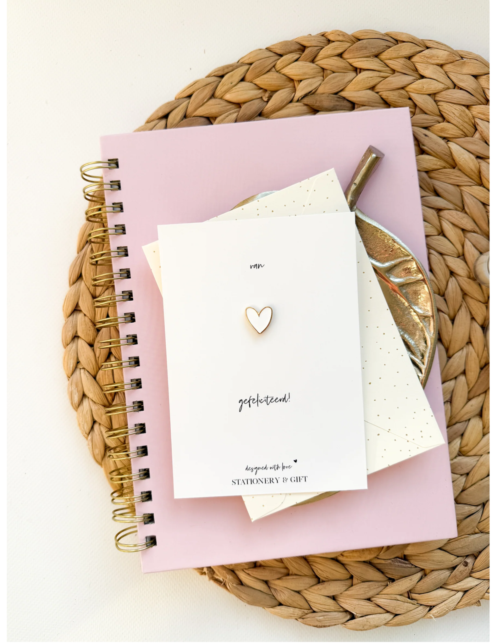 Pin "Van Harte Gefeliciteerd!" met hartje wit (incl envelop)