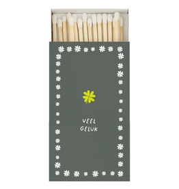 Zusss Lucifers "Veel Geluk" - Zusss