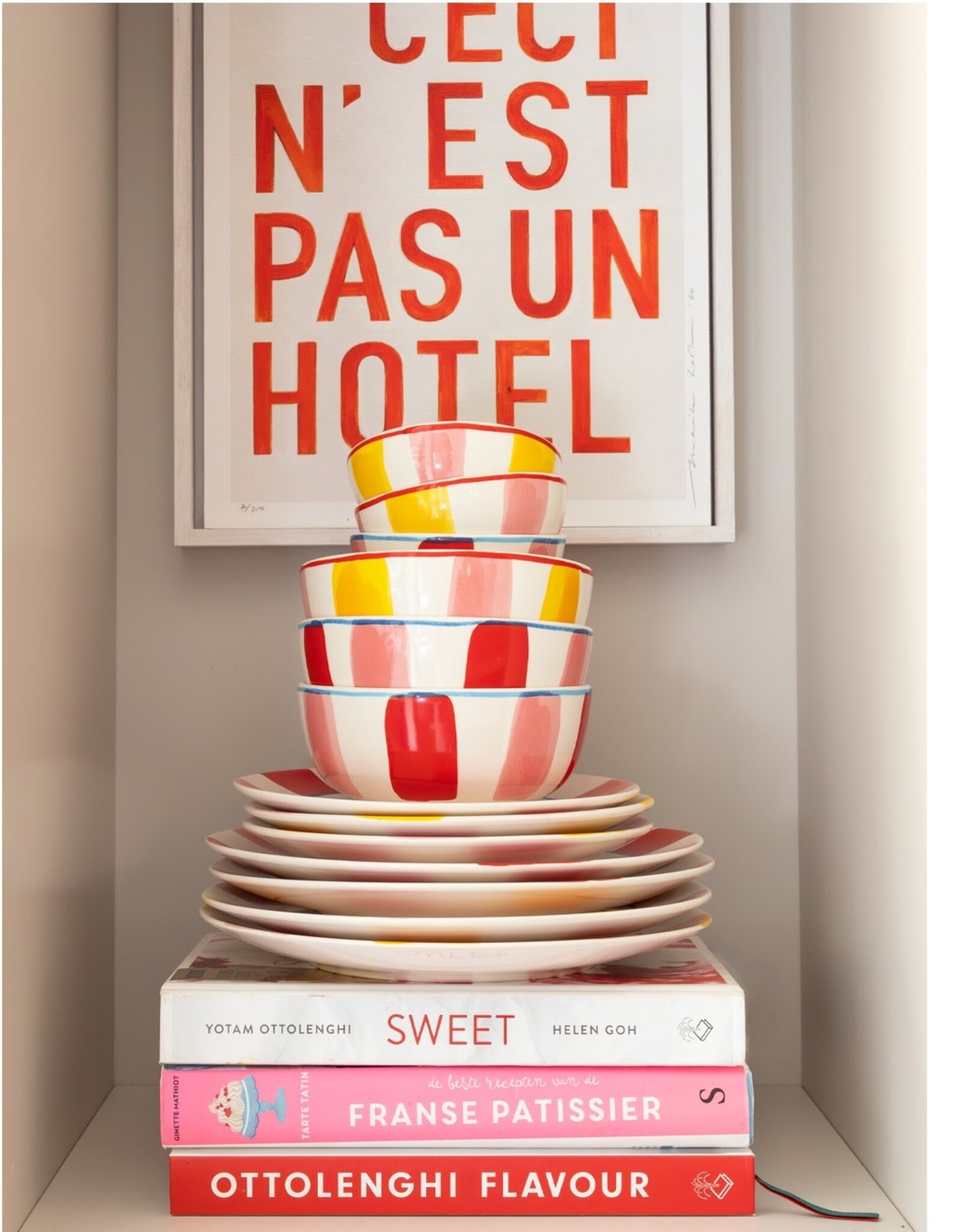 Blond Amsterdam Kom op voet 11,5cm Pink Yellow "Even Bijkletsen" - Blond Amsterdam