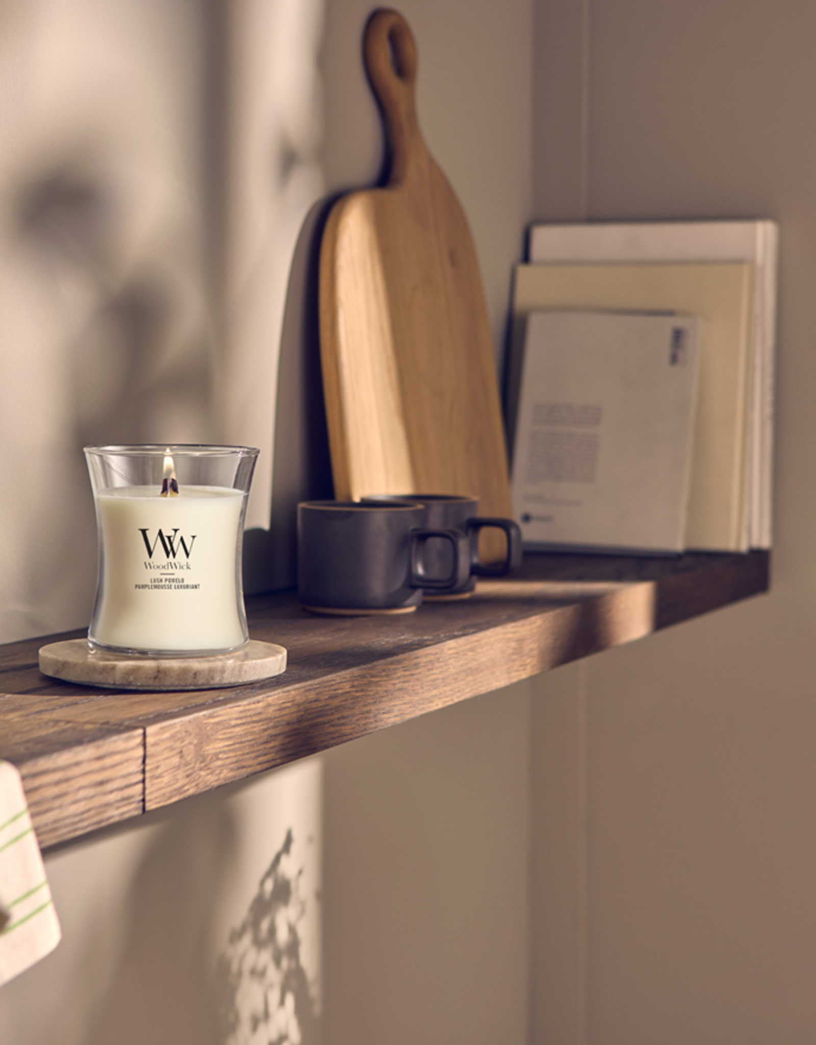 WoodWick Kaars WoodWick "Lush Pomelo" Medium - WoodWick