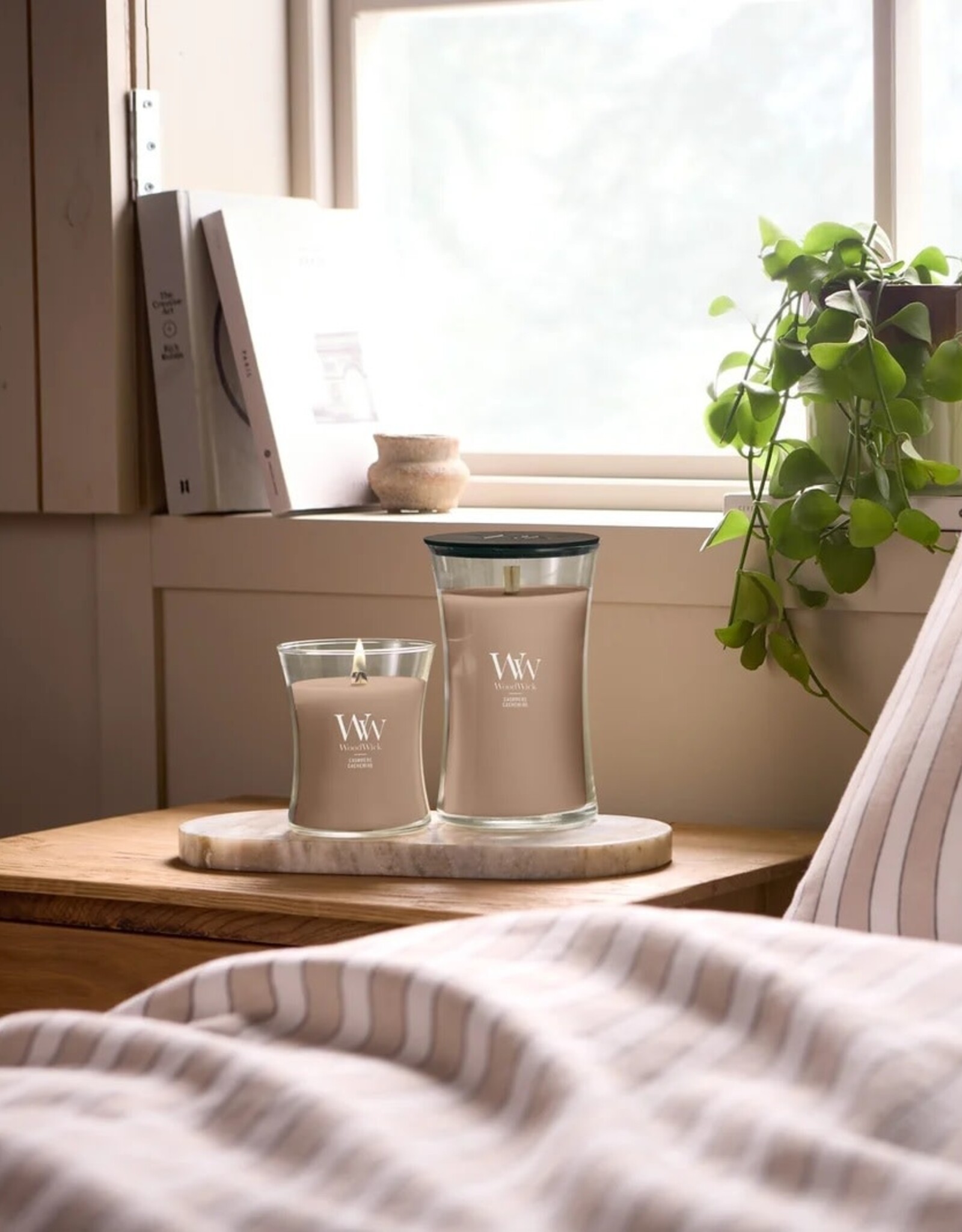 WoodWick Kaars WoodWick "Cashmere" medium - WoodWick
