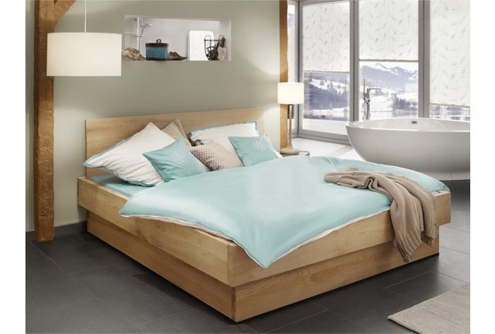 Schitterend houten bed met lades op wieltjes Noordwijk - Massief Houten Bed