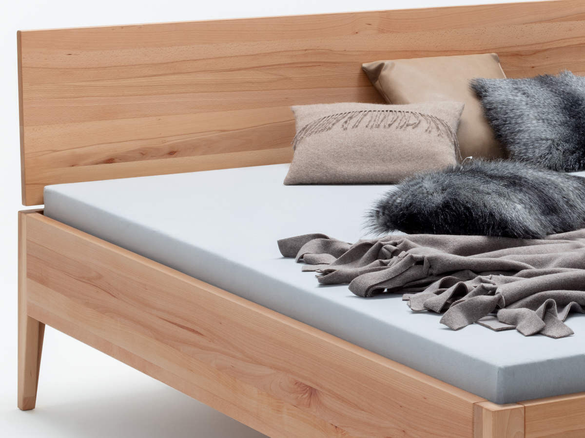 Verbazing schroef Kreta Minimalistisch kernbeuken bed in Scandinavische stijl | Lund - Massief  Houten Bed