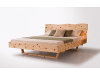 Zwevend houten bed Albula