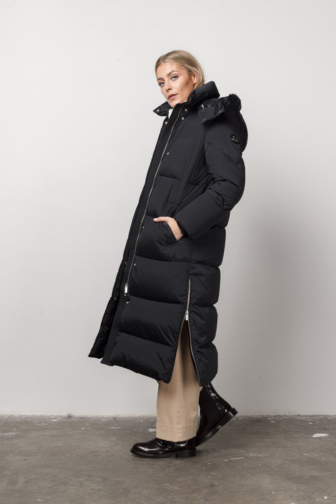 Woolrich WOOLRICH AURORA LONG PARKA/BLACK 100