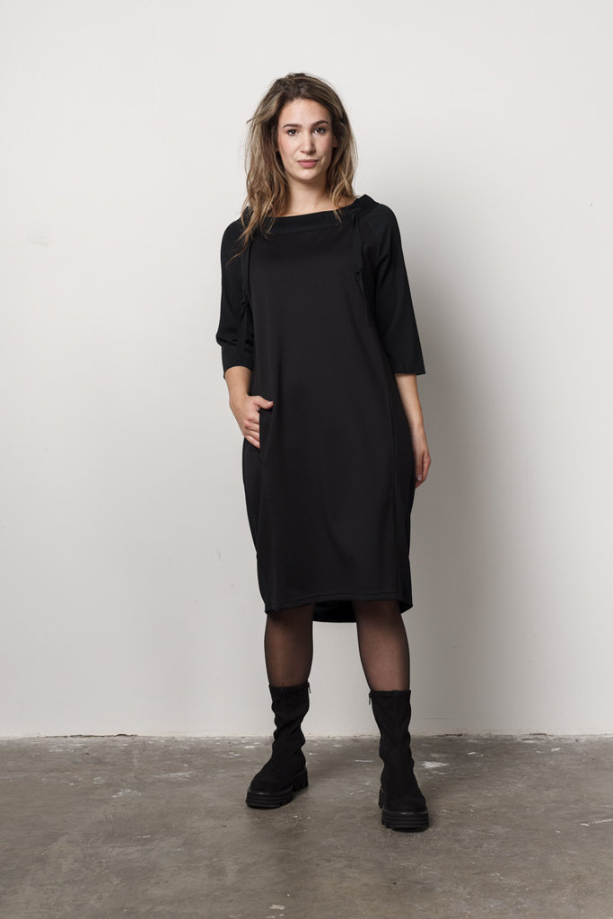 Annette Gortz ONAS 32126 G08/zwart