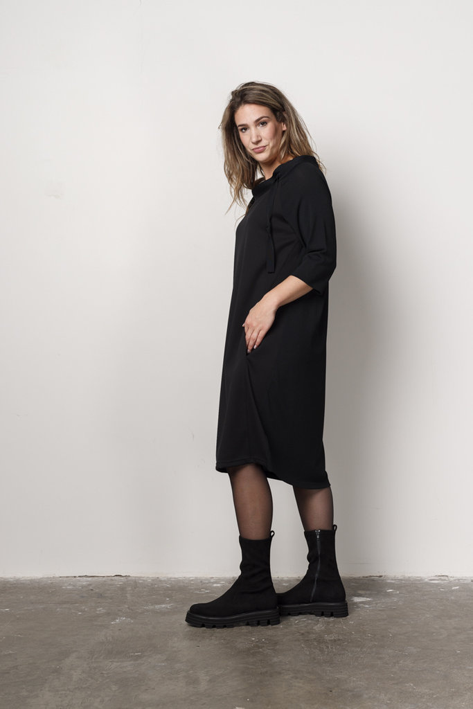 Annette Gortz ONAS 32126 G08/zwart