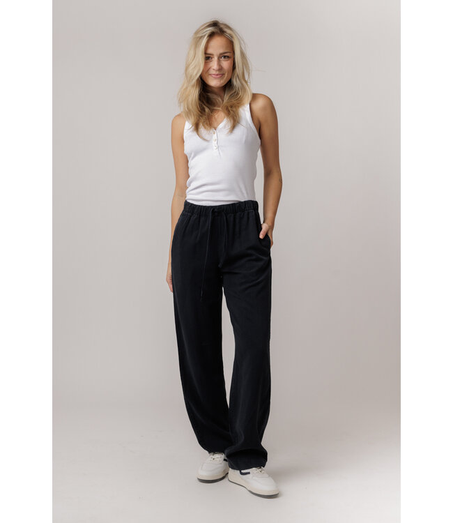 KNIT-TED TILLY WHITE