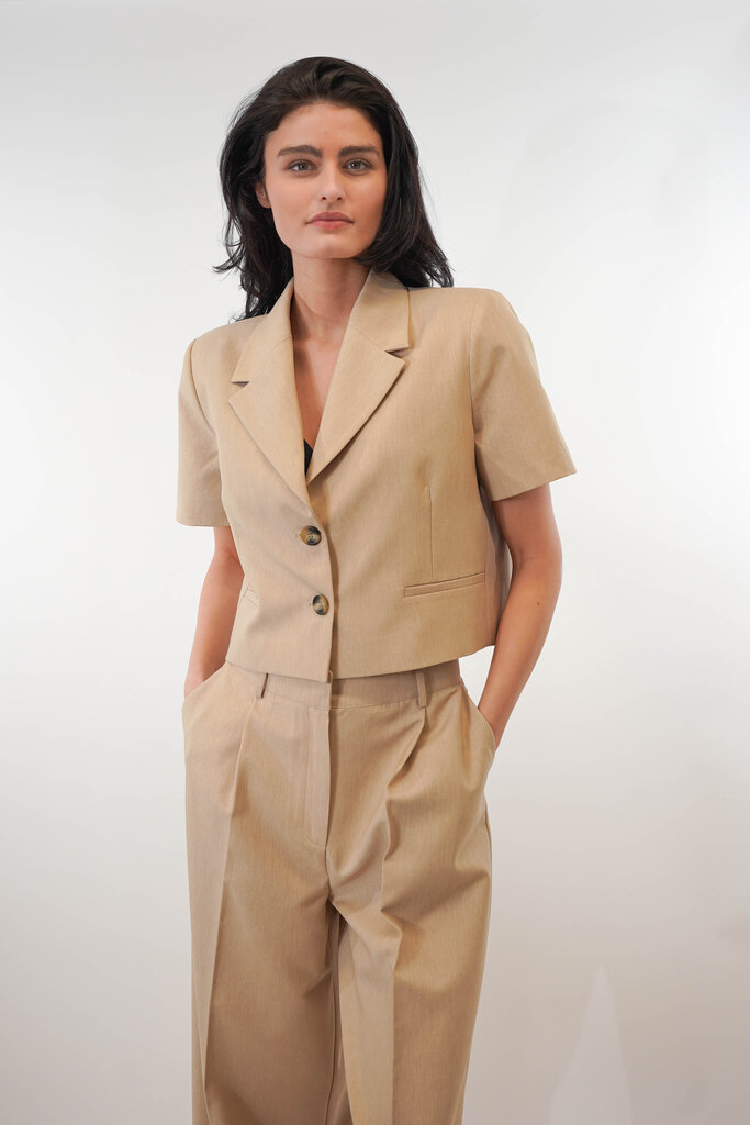 Est'Seven EST'SEVEN CROPPED BLAZER