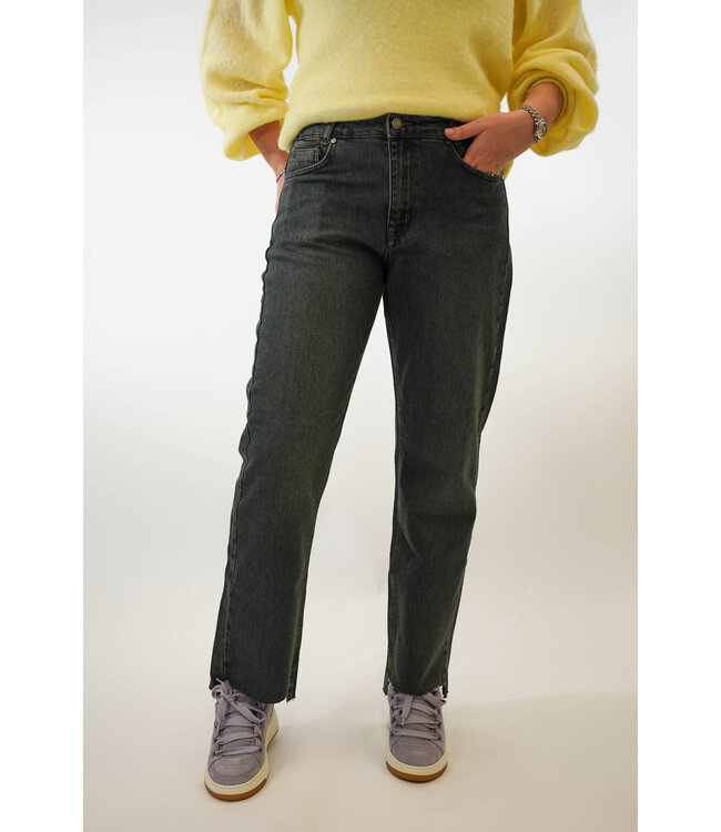 MY ESSENTIAL WARDROBE HIGH WAIST STRAIGHT LEG DENIM