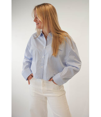 WITH BLACK WITH BLACK STRIPED BLOUSE