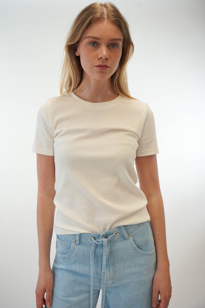 Basic Apparel BASIC APPAREL LUDMILLA SS O-NECK GOTS 330 WHISPER WHITE