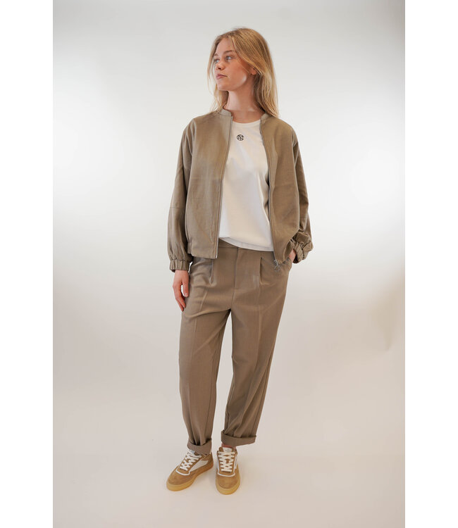 WITH BLACK VANILLA BOMBER JACKET TAUPE