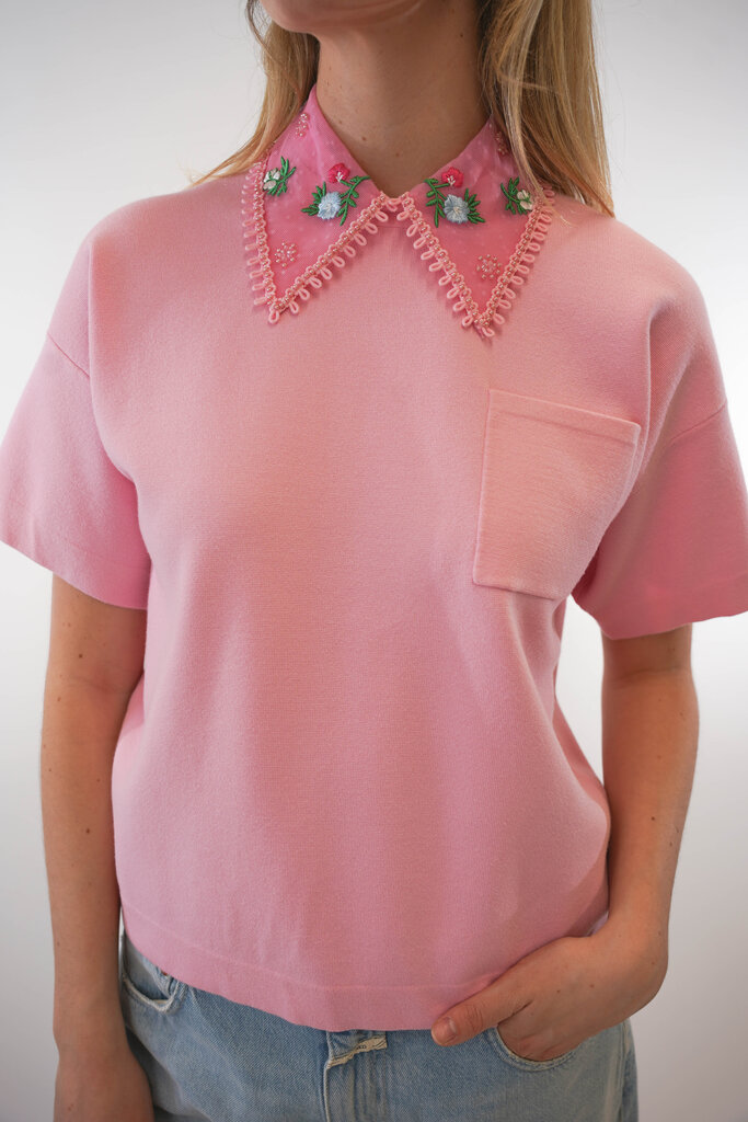 ESSENTIEL ANTWERP ESSENTIEL ANTWERP HIDEAL EMBROIDERED POLO BALLERINA BA16
