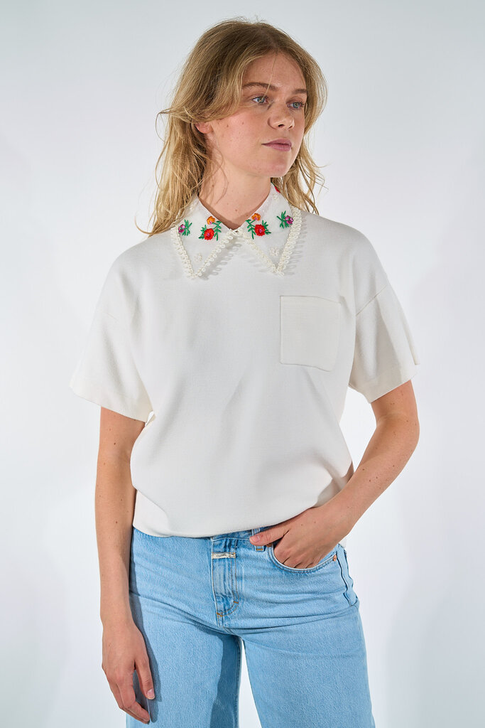 ESSENTIEL ANTWERP ESSENTIEL ANTWERP HIDEAL EMBROIDERED POLO OFF WHITE OW01