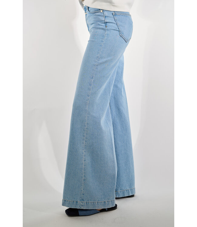 CLOSED  C22004-18S-3B LBL LIGHT BLUE