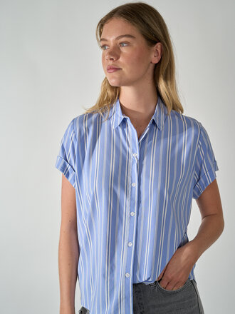 Samsoe & Samsoe SAMSOE SAMSOE MAJAN SHIRT SS BLUE ST