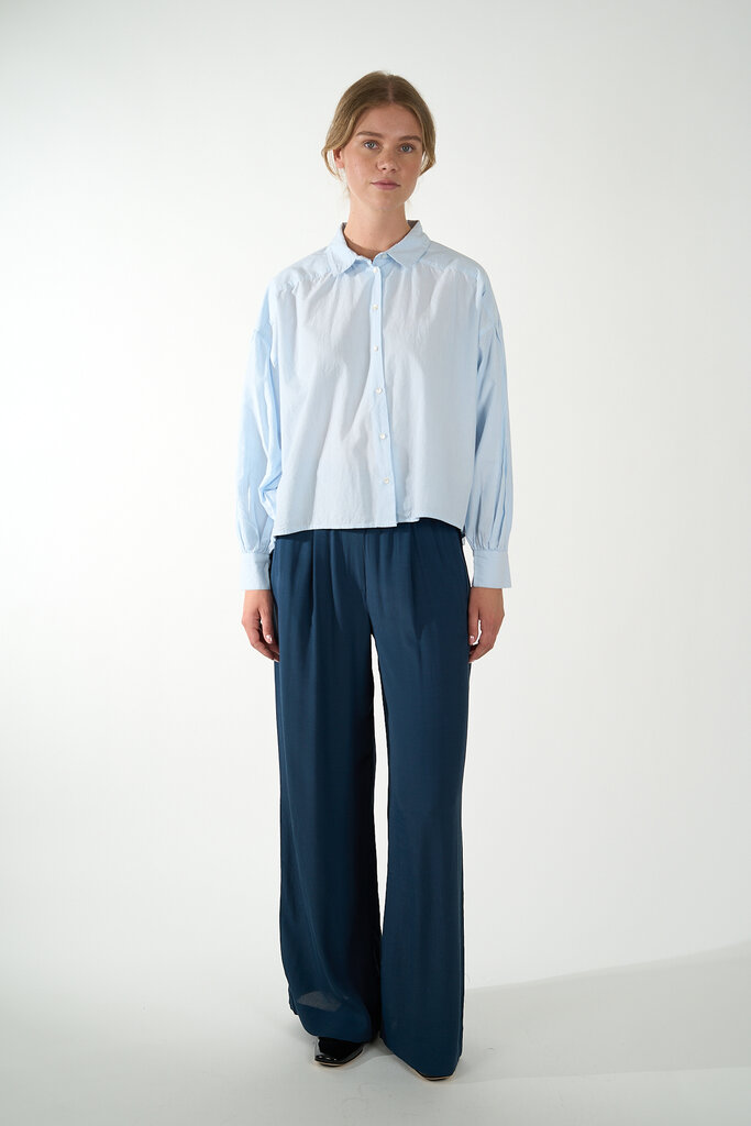 By Bar BY BAR SARAH SHORT CHAMBRAY BLOUSE LIGHT BLUE
