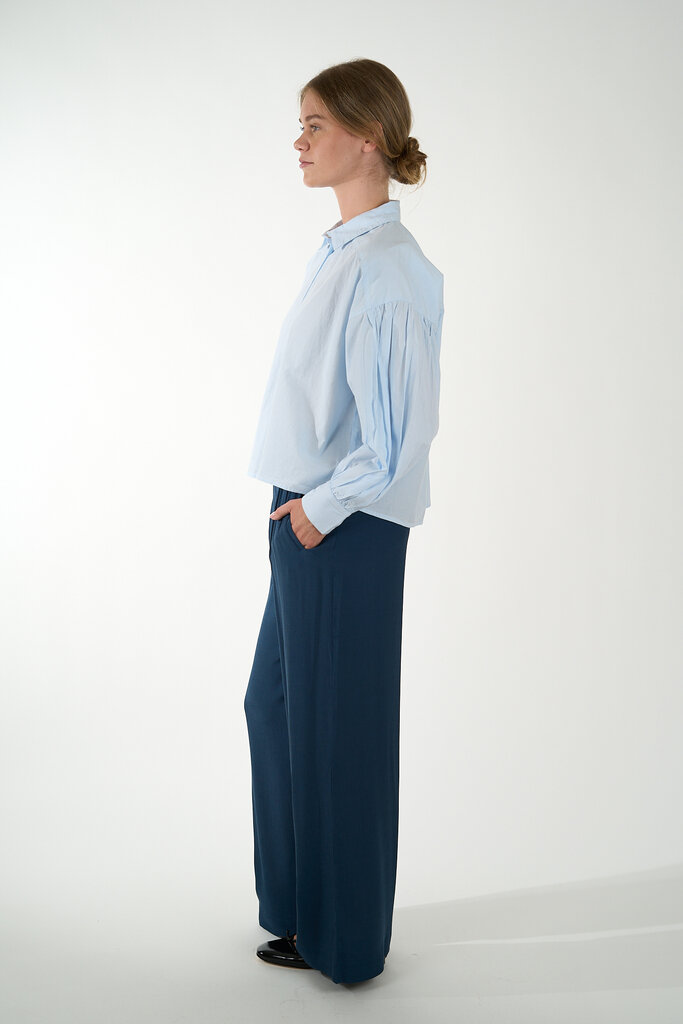 By Bar BY BAR SARAH SHORT CHAMBRAY BLOUSE LIGHT BLUE