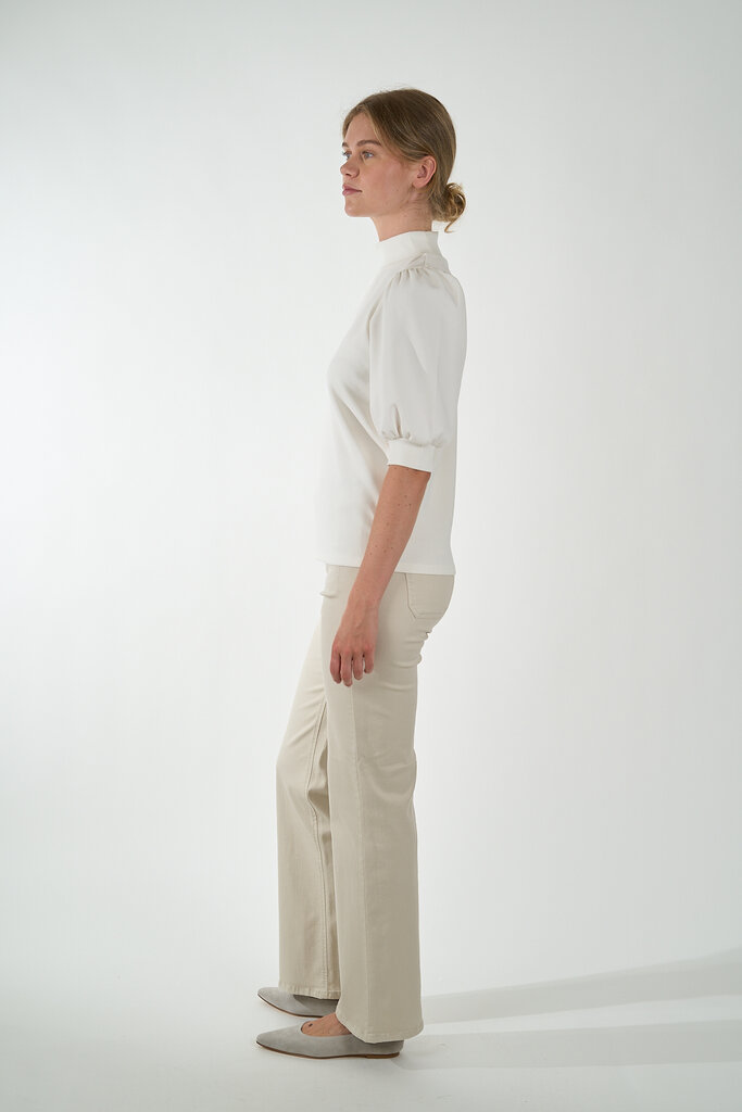 My Essential Wardrobe MY ESSENTIAL WARDROBE THEPUFF BLOUSE 110602