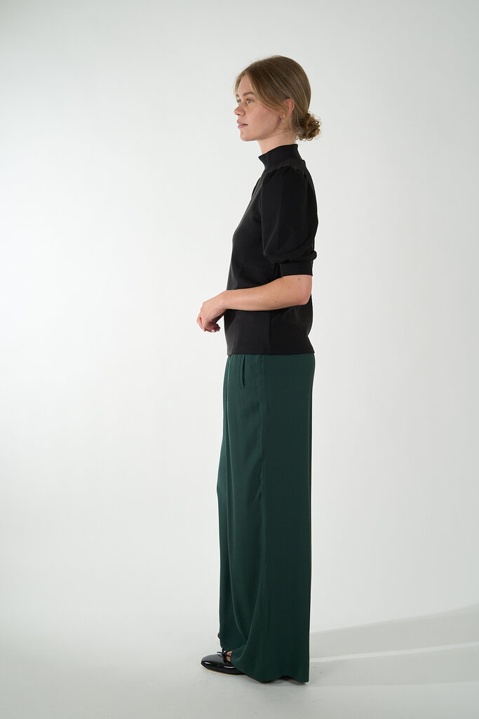 My Essential Wardrobe MY ESSENTIAL WARDROBE THEPUFF BLOUSE 100031