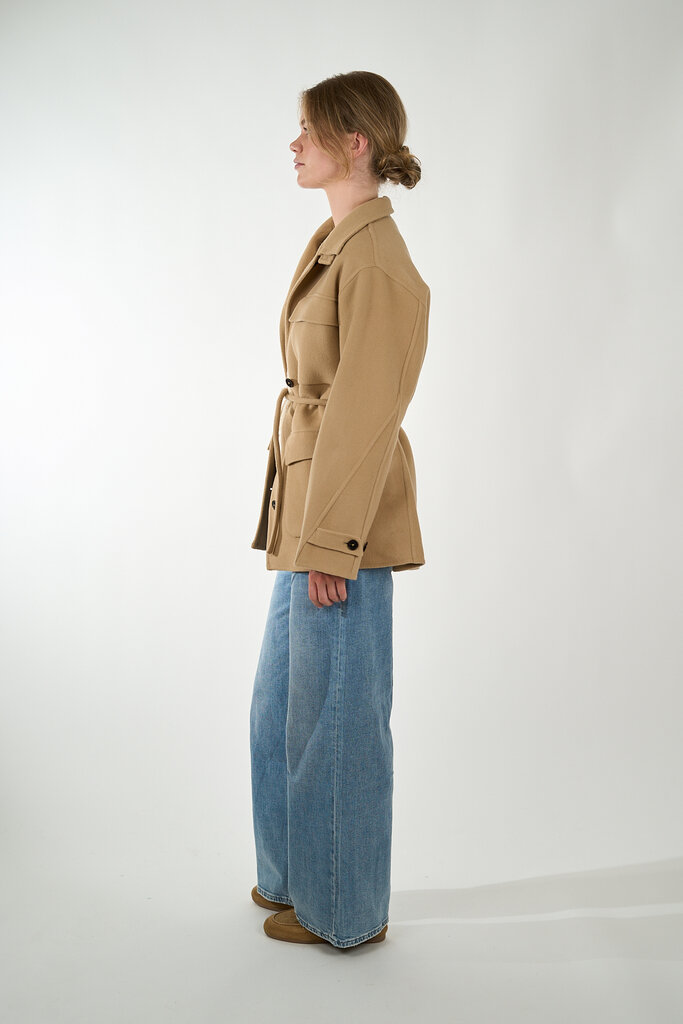 Closed CLOSED C97618 65T 22 URBAN BEIGE