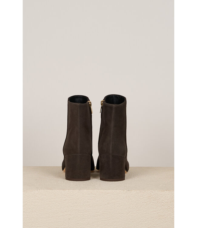 AGL LYNN BOOTIE EBANO