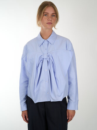 ESSENTIEL ANTWERP ESSENTIEL ANTWERP BOW SHIRT ESSENTIEL ANTWERP ESSENTIEL ANTWERP BOW SHIRT