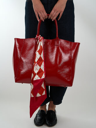 ESSENTIEL ANTWERP ESSENTIEL ANTWERP RED SCARF