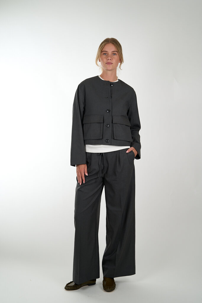 WITH BLACK WITH BLACK MAGNOLIA TAILORED PANTS MIDNIGHT GREY