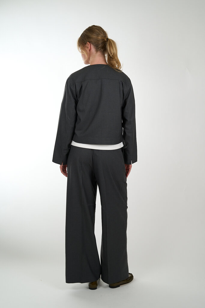 WITH BLACK WITH BLACK MAGNOLIA TAILORED JACKET MIDNIGHT GREY